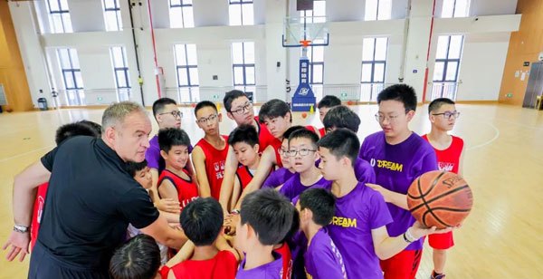 为什么篮球训练中需要多样化的策略_2